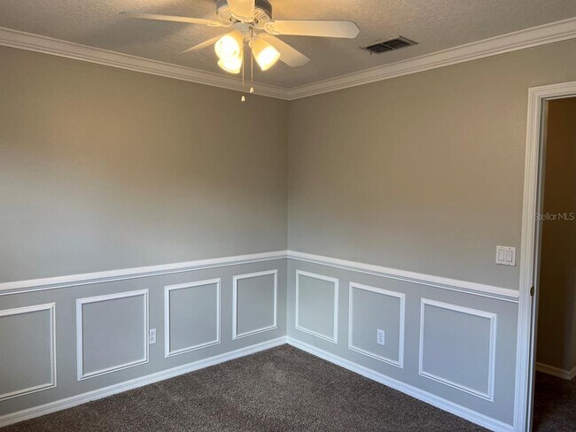 Building Photo - 6607 Earthgold Dr