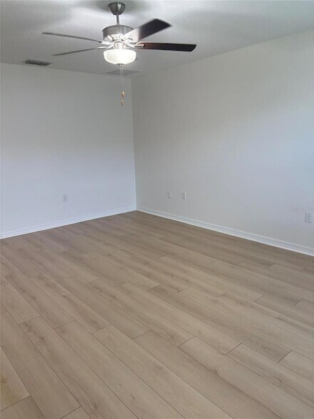 Building Photo - 14442 Editors Note St