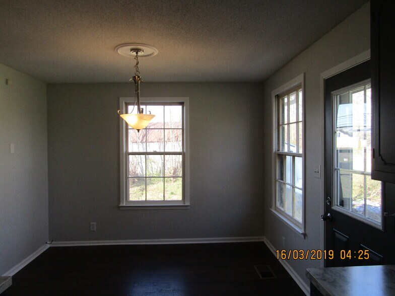 Dining Area - 561 Donna Drive
