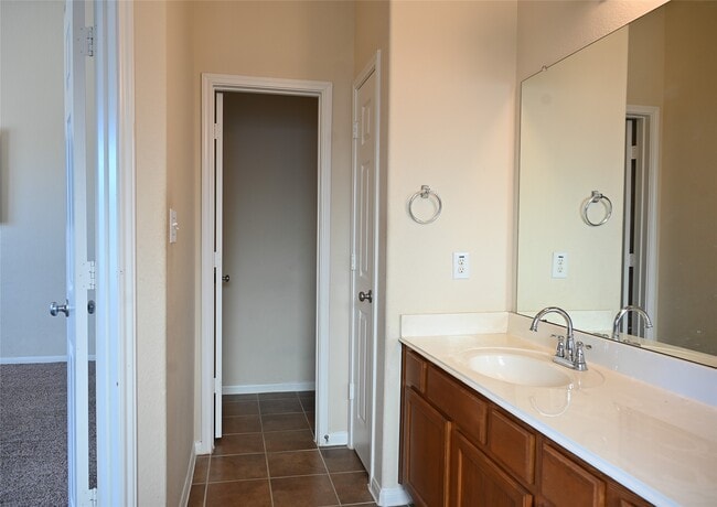 Building Photo - 5418 Gibralter Pl