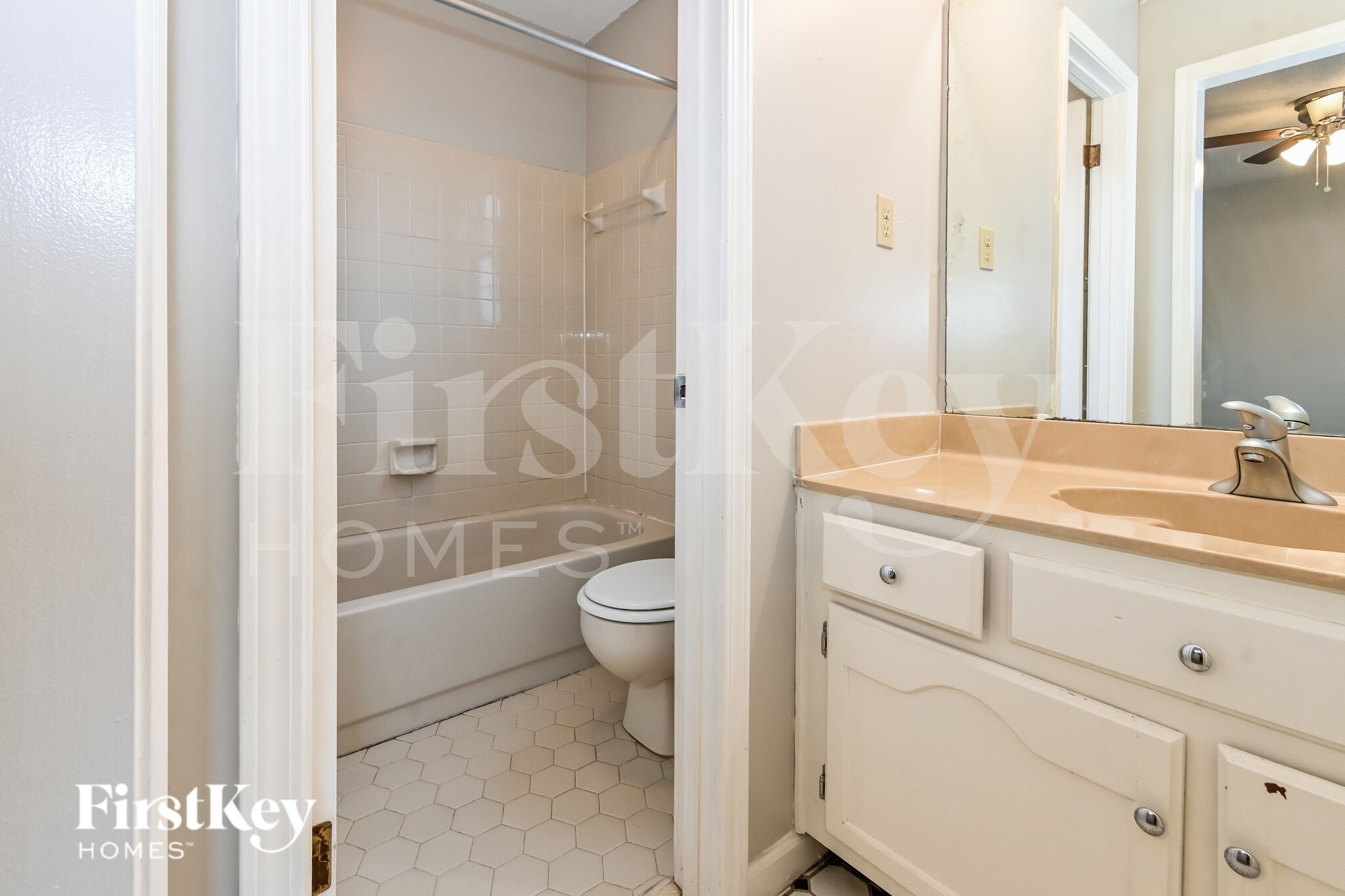 Building Photo - 7185 Ransdorp Dr