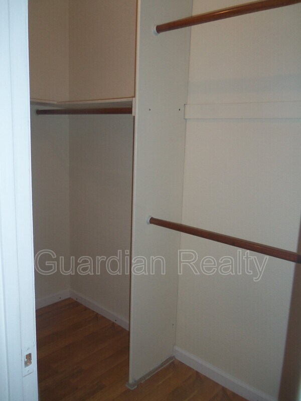 Building Photo - 2639 Jacyra Ave