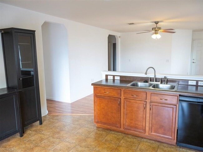 Building Photo - 9013 China Rose Dr