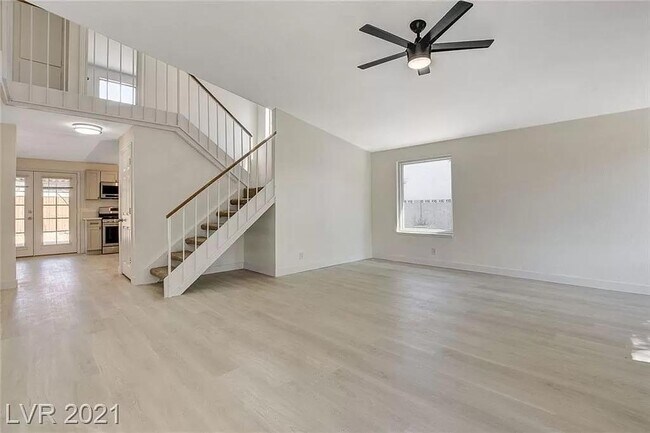 Building Photo - 3554 El Camino Rd