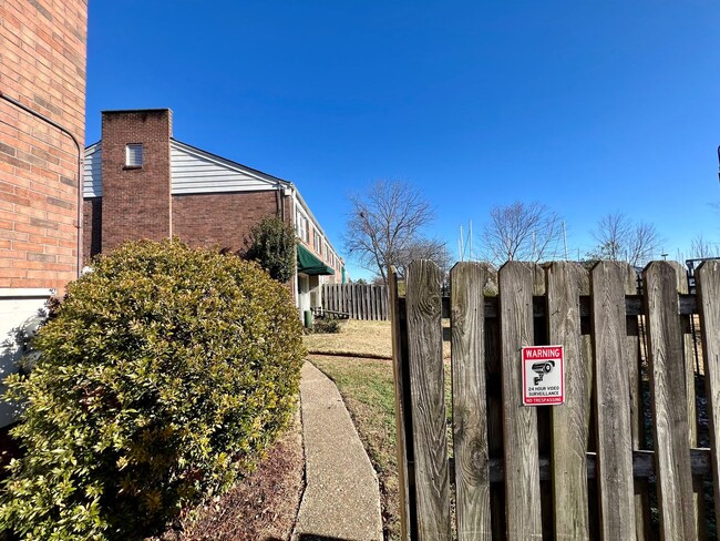 Building Photo - ***Waterfront Condo W/S/T INCLUDED!