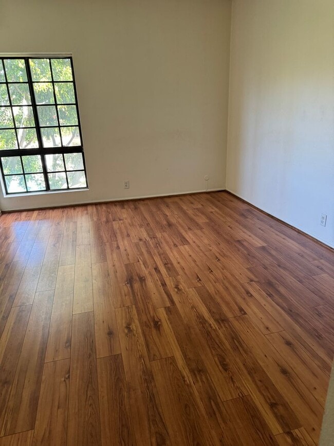 Building Photo - HARBOR MANOR CONDOS! ACROSS FROM HARBOR UCLA MED CTR IMMACULATE  2 bdrm 2 ba. CONDO FOR LEASE!
