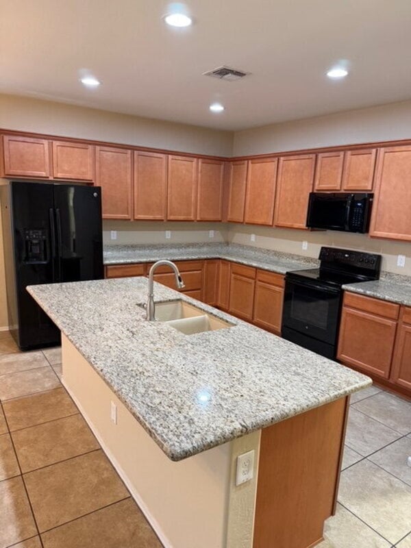 Building Photo - 2764 E Cherry Hill Dr