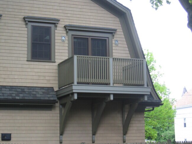 Building Photo - 19 Wendell St