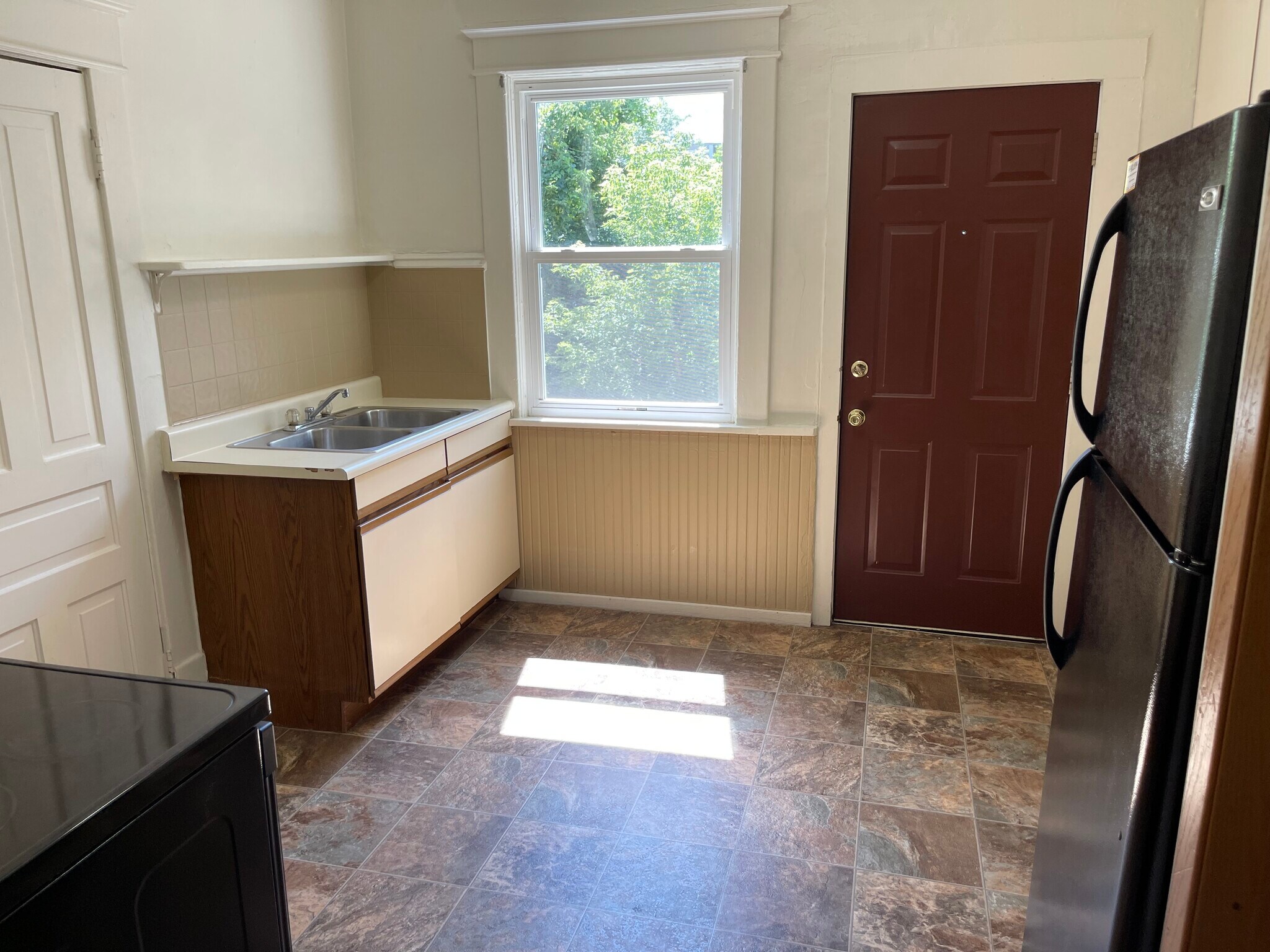 Building Photo - 509 High Ave