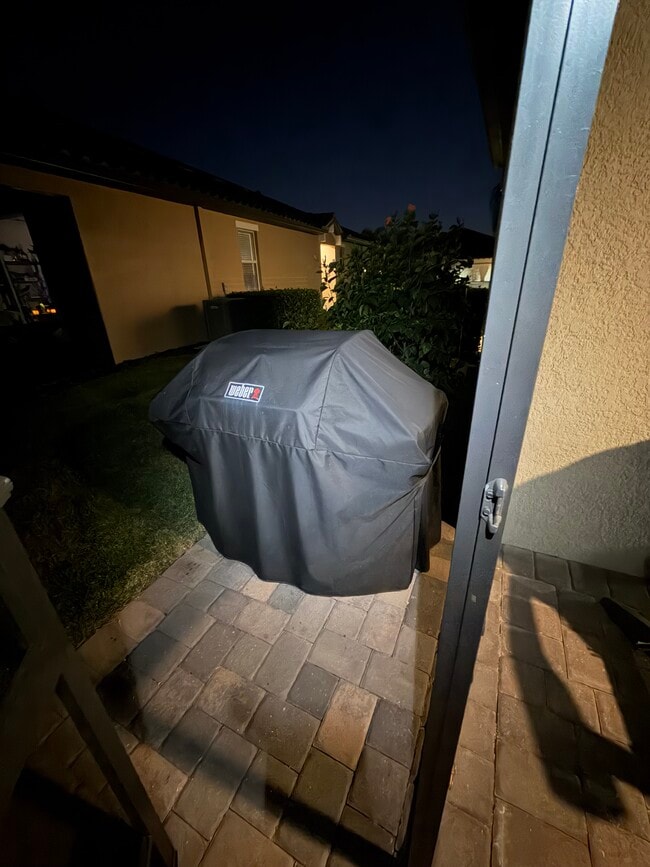 Building Photo - 11815 Bluebird Pl