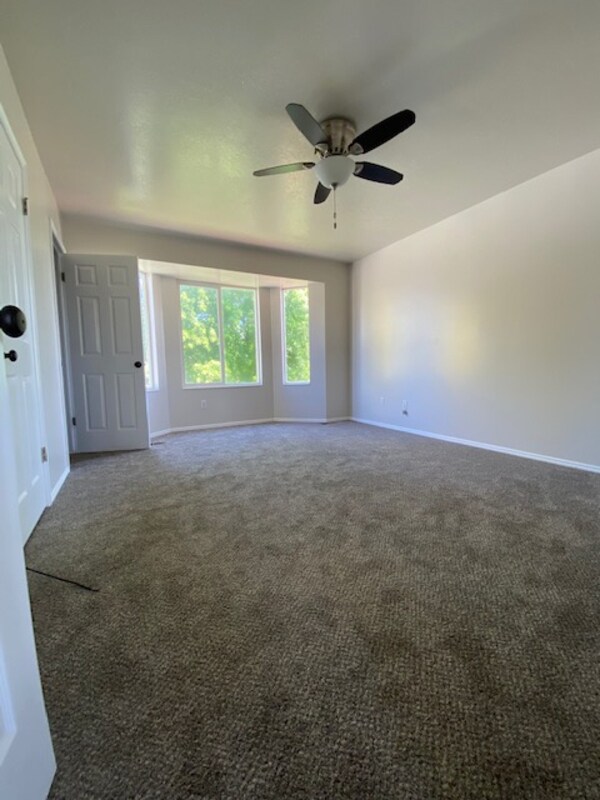 Building Photo - 2022 N 850 W