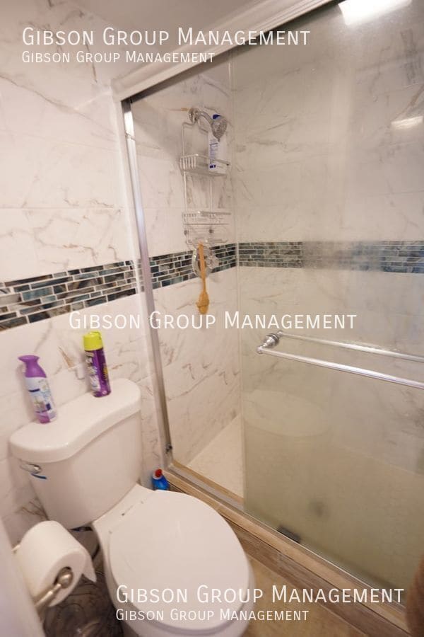 Building Photo - 3000 E SUNRISE LAKES Dr