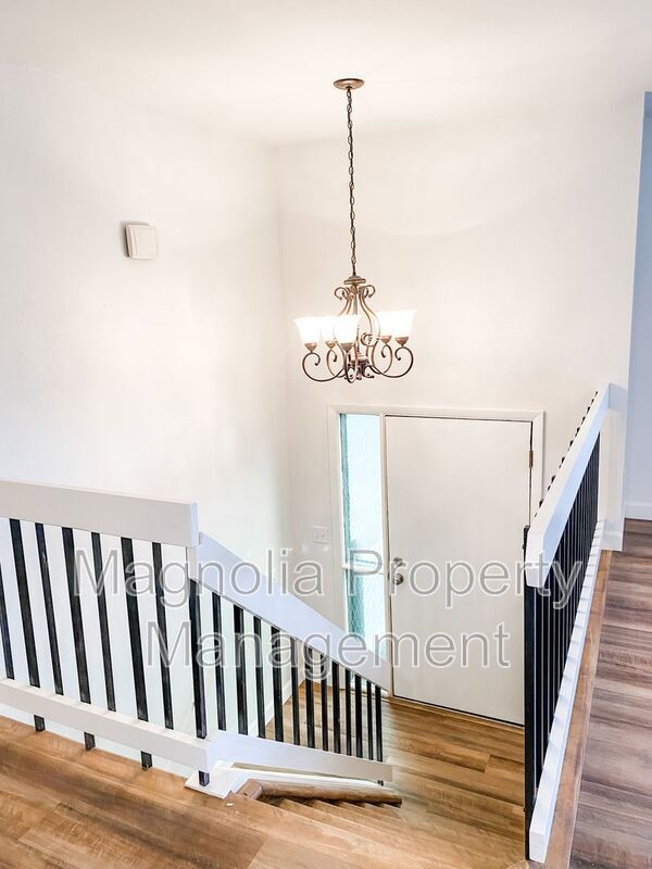 Building Photo - 1187 Applewood Dr