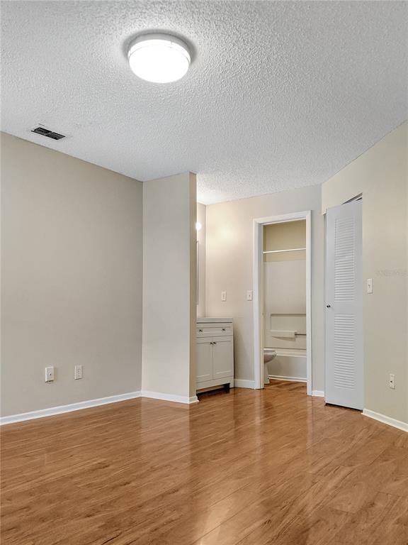 Building Photo - 2569 Grassy Point Dr
