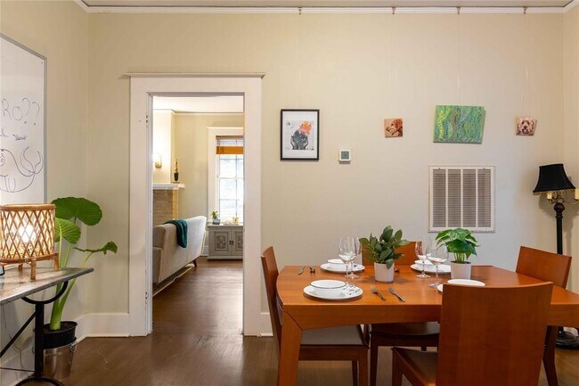 Building Photo - 2623 Salado St