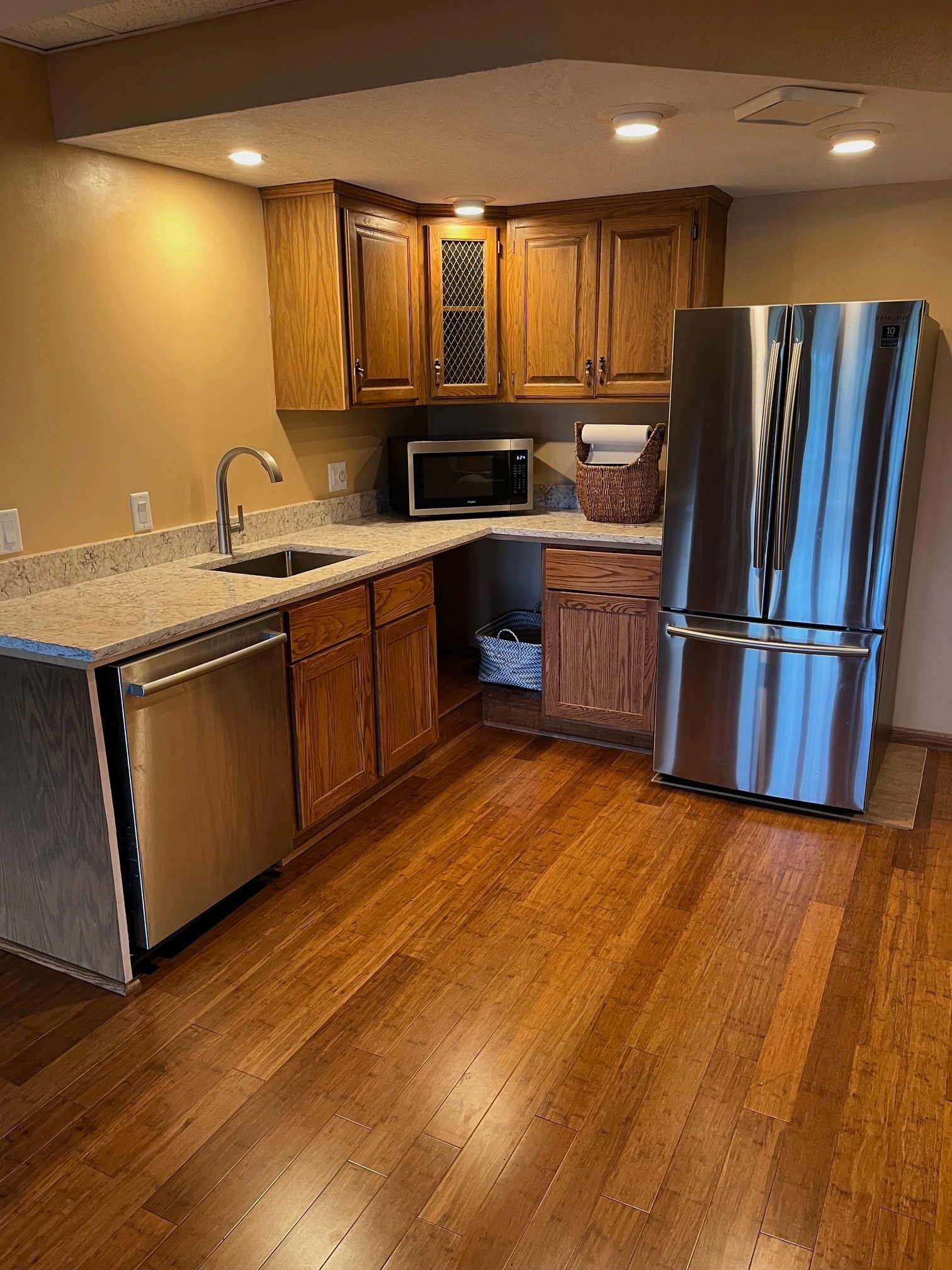 Kitchen on walk-out floor - 16275 Chankahda Trl