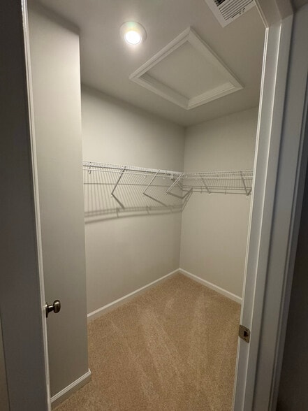 Building Photo - 18 Sophie Kathryn Dr