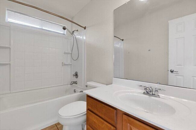 Building Photo - 8155 Ventana Azul Ave NW