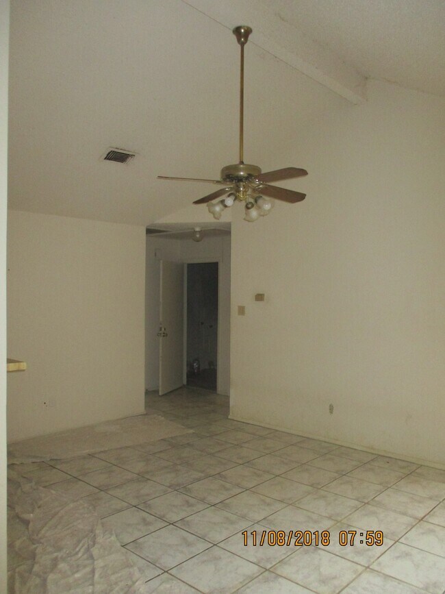 Building Photo - 4311 Daisy Meadow Dr