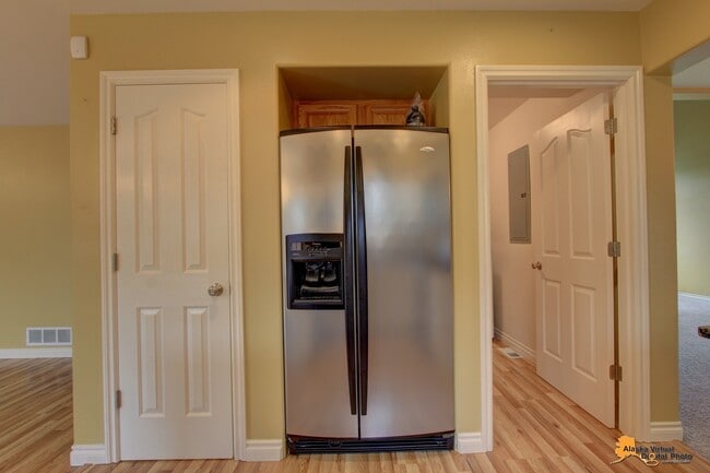 Building Photo - Exquisite Powder Ridge Home!