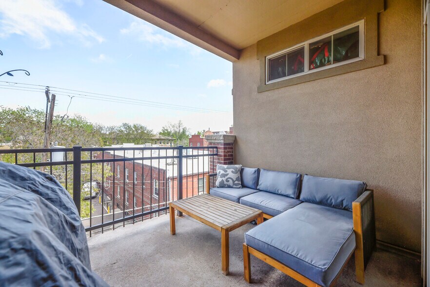 Patio - 1100 N Grant St