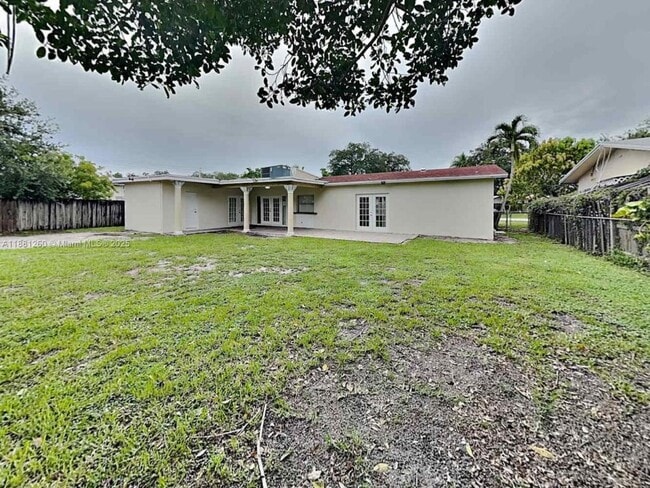Building Photo - 3311 N 41st Ct