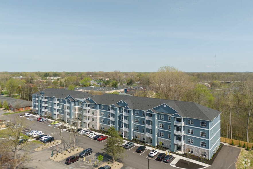 2400 N Forest Rd - Creekview Court