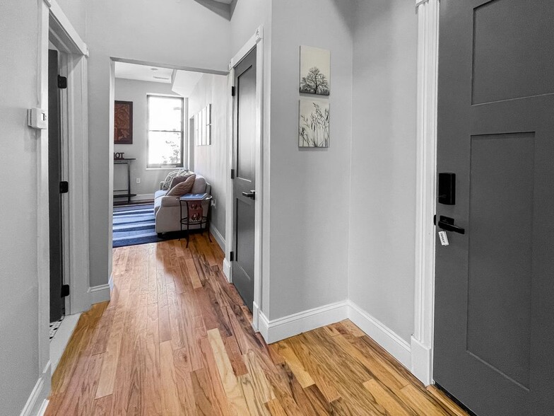 Building Photo - 1428 Madison Ave