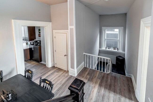 Building Photo - 2353 Sidney St