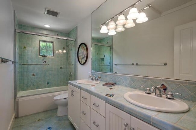 Building Photo - 4357 Cuna Dr
