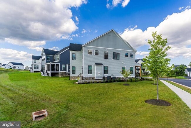 Building Photo - 23765 Fairfield Knl Ct