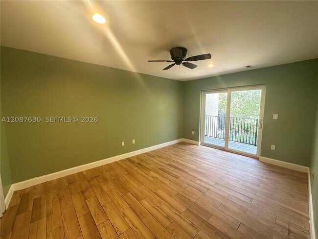 Building Photo - 1718 NW 56th Terrace