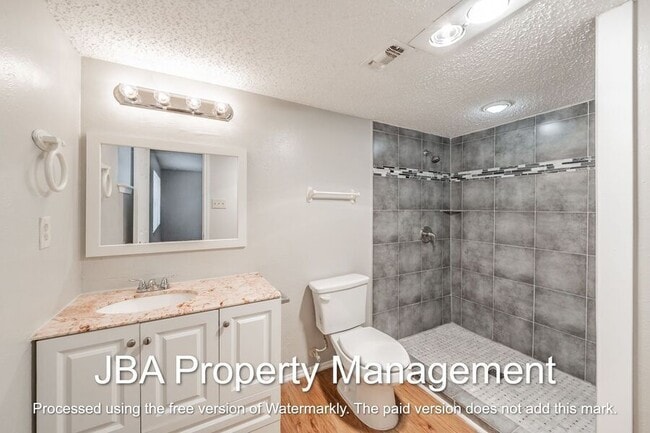 Building Photo - 1794 Farleigh Ct