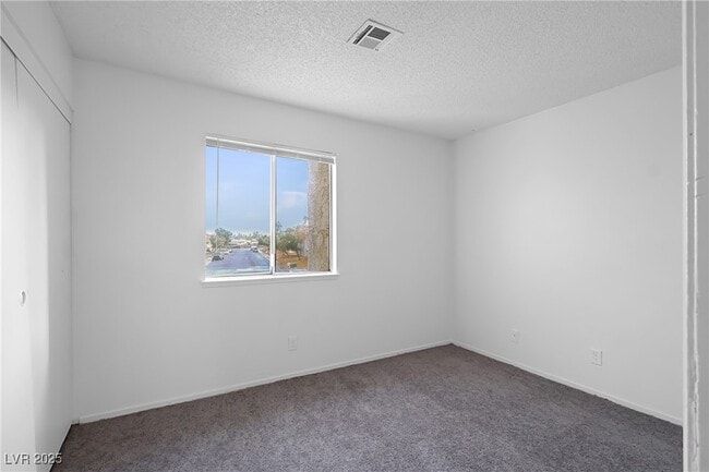 Building Photo - 4768 W Sand Creek Ave