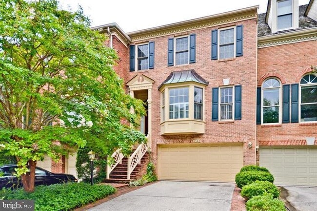 Primary Photo - 1540 Hampton Hill Cir