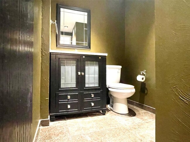 Building Photo - 1721 Timber Ridge Dr