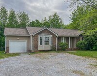 Building Photo - Large Deck and Fenced Backyard!