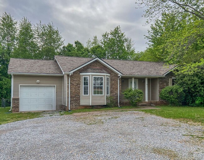 Primary Photo - 3816 Trenton Rd