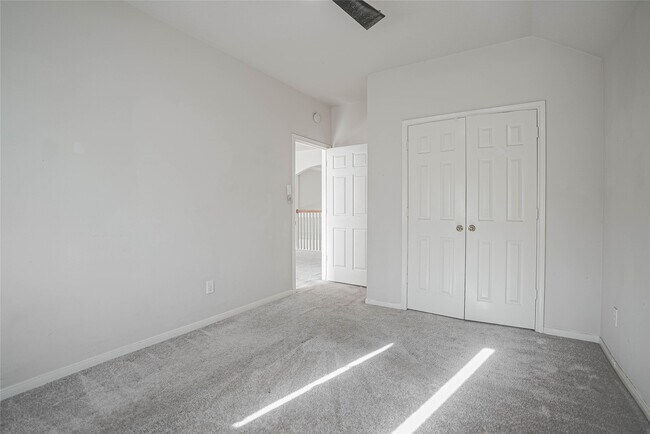 Building Photo - 3706 Heritage Colony Dr