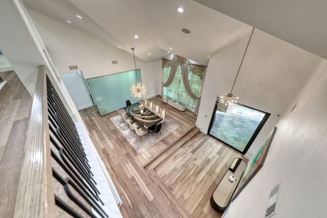 Building Photo - Stunning Green Valley, Guard Gated Community, Pool Home!