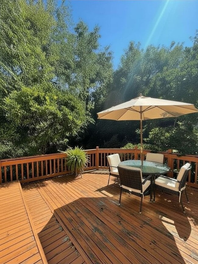 Building Photo - Well-Maintained Single-Family Home For Rent in Whitmore Lake