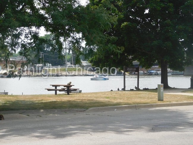 Building Photo - 1505 N Riverside Dr, McHenry, IL, 60050