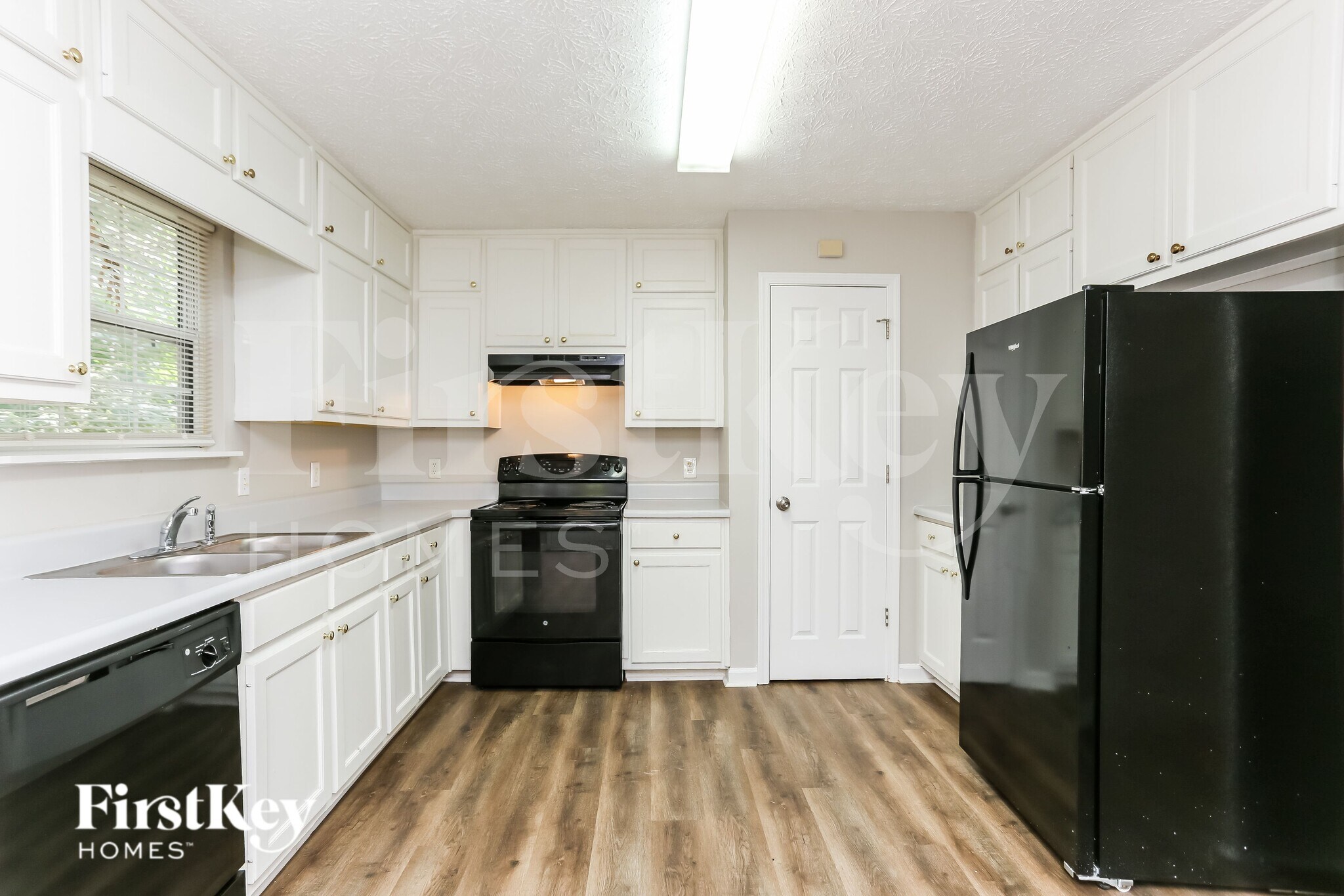 Building Photo - 1270 Summit Point Ln