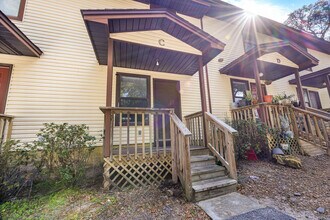 Building Photo - 205 Marquette St