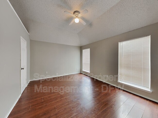 Building Photo - 311 Toronto Cir