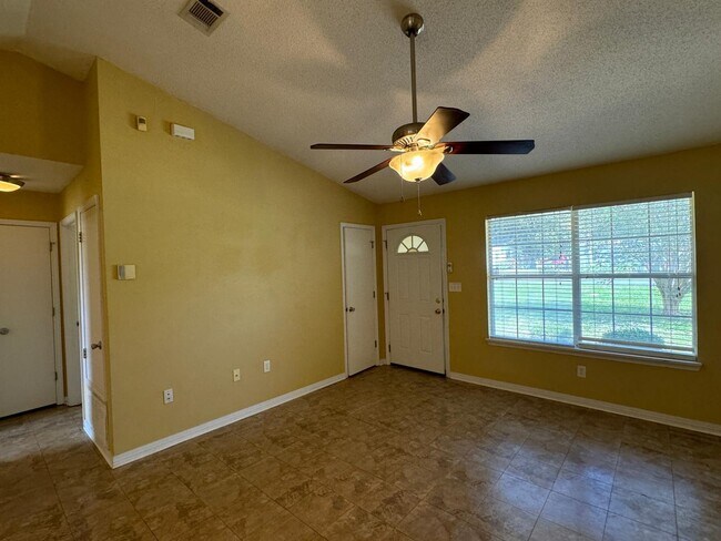 Building Photo - 2870 Aplin Rd