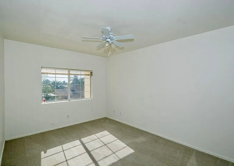 Building Photo - 2863 E Vespers Pl