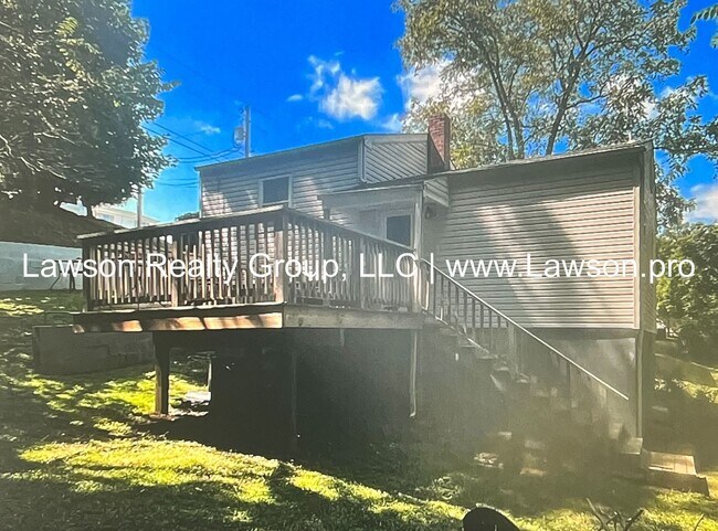 Building Photo - Two Bedroom Home in City of Salem