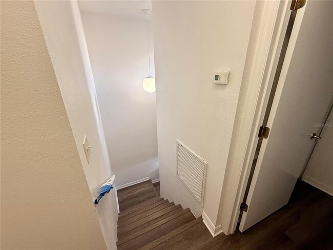 Building Photo - 862 Caribbean Dr