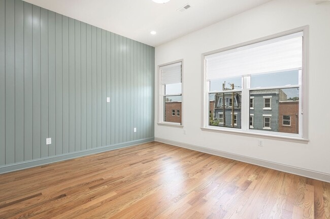 Building Photo - 3116 Clifford St
